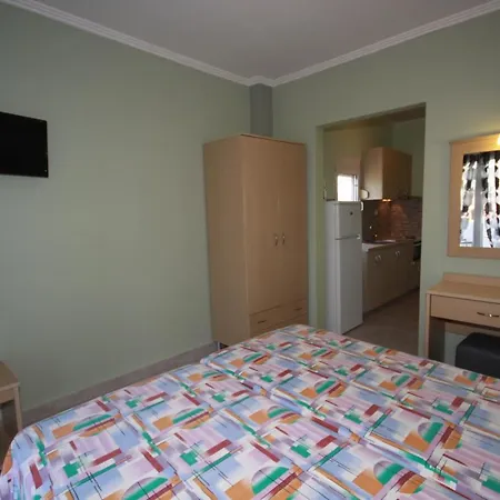 Zephyros 오르모스 파나기아스