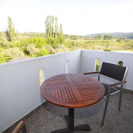 Aparthotel Zephyros *