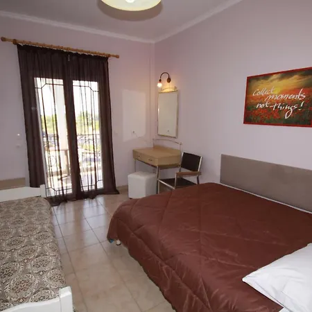 Zephyros Aparthotel *