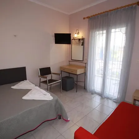 Zephyros Aparthotel *