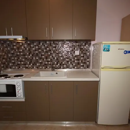 Zephyros Aparthotel *