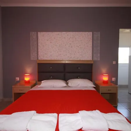Zephyros Aparthotel