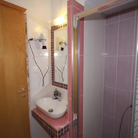 Zephyros Aparthotel Ormos Panagias