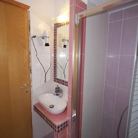 Zephyros Aparthotel Ormos Panagias