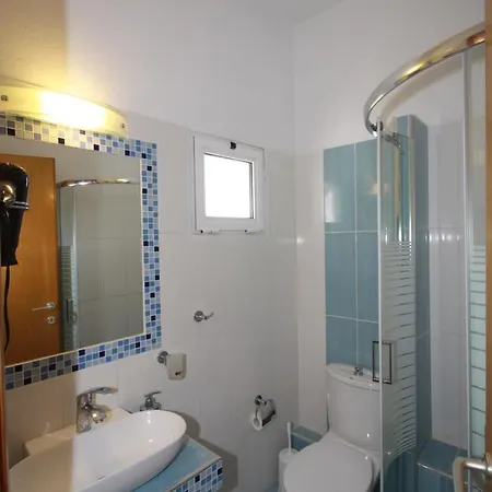 Zephyros Aparthotel *